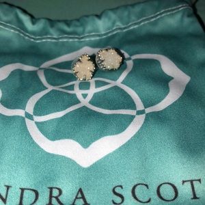 kendra scott earrings